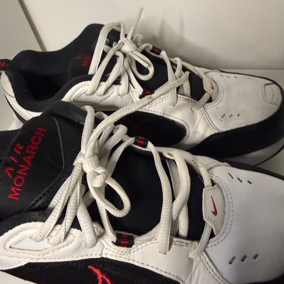 Nike Air Monarch IV White Black Red Sneakers Size M9W/W10.5W - Picture 10 of 11